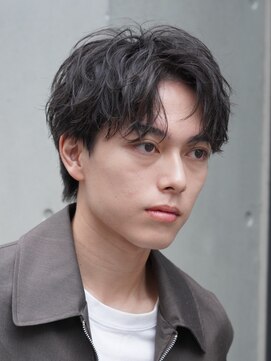 バイフィフス 原宿/表参道(by fifth) 緩めニュアンスパーマフェザーパーマメンズセンターパートウルフ