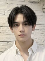 ノラキチジョウジ(NORA KICHIJOJI)&nbsp;黒髪韓国風センターパートダウンパーマツーブロックワックスなし