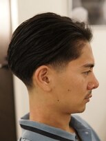 ザ チョップ ショップ ハラジュク(THE CHOP SHOP HARAJUKU)&nbsp;原宿渋谷理容室テーパーフェードカットメンズセンターパート
