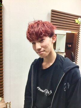 ナーナ(na_na) 深みあるレッドで、カッコよさ×クールを！