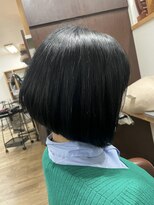 クネア(kunea)&nbsp;前下がり/大人ショートボブ/暗髪/切りっぱなし
