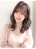 耳掛けも小顔★大人可愛いレイヤー×ゆるふわパーマ【京佳】