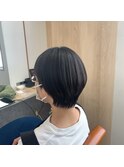 黒髪×ショート