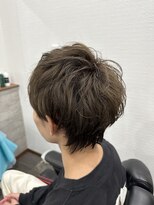 エイト(AITE)&nbsp;ツイストスパイラルパーマセンターパート<理容室>川口鳩ヶ谷66