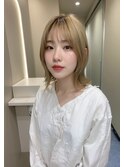 ベージュグレー黒髪レイヤーくびれヘア小顔10代20代30代40代