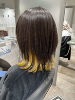 ブロッサム 保谷(Blossom) 20代30代ウルフインナーカラー立体感小顔丸み乾かすだけ