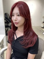 シーン(seen)&nbsp;【ワインレッド】小顔前髪くびレイヤーカットハッシュカット暖色