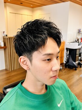 ミスターベイビー(Mr.BABY) 【Mr.BABY/岡山市】爽やかアップバングショート