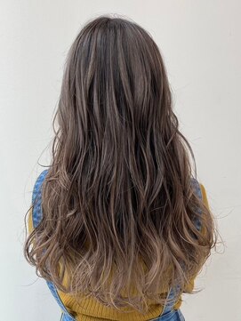 エル(L by truecreation) ブリーチ/髪質改善/春日部/ダブルカラー/ハイライト/学割U24