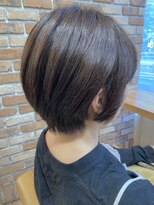 ヴィサージュクルー(VISAGE crew)&nbsp;コンパクトなショートデザイン