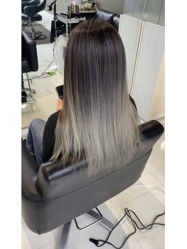 シャンプーボーイエイムス(SHAMPOO BOY aims) バレイヤージュ