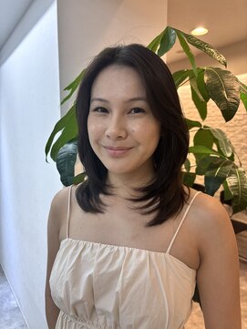 ヴィオットバイサロン(Viot by Salon) ミディアムレイヤー/ダークブラウン