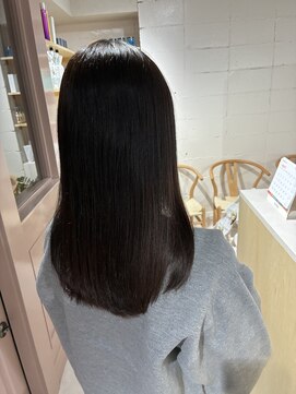 ミー 岡崎(mii) 髪質改善ストレートロング