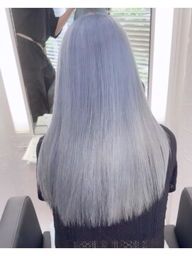 ジュイル シブヤ(JEWIL SHIBUYA) 高透明感抜群!?水色カラー