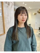 グラッド ナチュラル ヘアー(glad NATURAL HAIR) シースルーバング×インナーカラーストレート