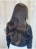ツヤ感ショコラグレージュ×大人ロングレイヤー