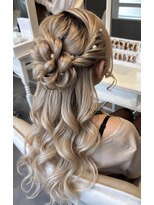 ラビットモア ヘアセット ナゴヤ(RABBIT more hair set NAGOYA)&nbsp;ハーフおだんご