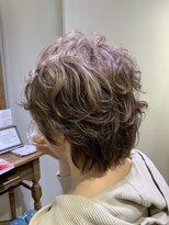 ユーネリー(U-NERY)&nbsp;ショートアッシュグレーカラー