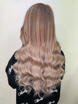 ネクスト 池袋(NEXT) ミルクティーカラー/エクステ/グラデーション/ブリーチあり