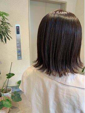 イリー 代官山(ILY) ヘルシースタイル/ショコラアッシュ/ストレートパーマ/[代官山]
