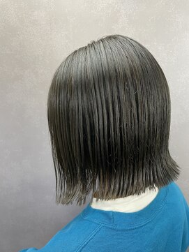 ムード カナザワ(mood kanazawa) 前下がりボブ☆透明感グレー