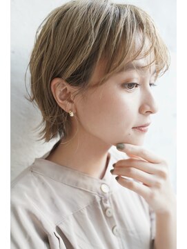 カライングドゥ(ing deux) 大人可愛い20代30代40代黒髪前下がりひし形小顔ボブ丸みショート