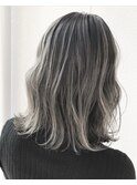プラチナシルバー・バレイヤージュ
