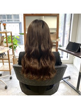 スタジオフツーロ バイ ビーヘアー(STUDIO FUTURO by BEhair) #ブラウンカラー#プルエクステ#ヨシンモリ