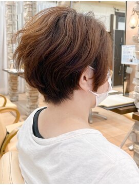 ティエル(Tiele) くせ毛ショート