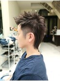 襟足長めのウルフショート