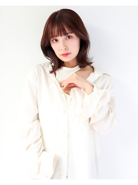 ヘアサロン ガリカ 表参道(hair salon Gallica) 【柴田優香】フェイスレイヤーでつくるやわらか愛されミディアム