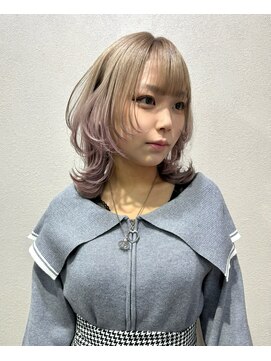 リラス 博多(rilas) ミディアムウルフ　レイヤー　レイヤーカット