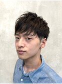 シンプルなツーブロックスタイル