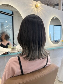 イルバイアトモス(ilu by Atmos) gray × design