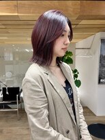 サーリー(SURLY)&nbsp;ボブレイヤーブリーチなしチェリーカラー顔まわりカット