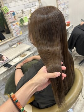 フゥカ 売市店(fuka) ～明るめオリーブベージュ～