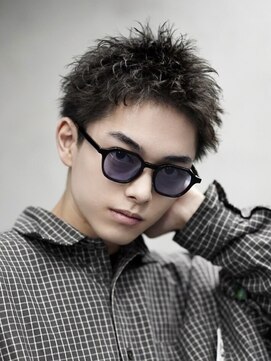 フィフス 大分(fifth) 大分メンズツーブロック刈り上げスパイキーベリーショートカット