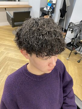 アレス バイ シカ 神戸三宮元町店(ALLES by Cica) 波巻きツイストスパイラルパーマツーブロック刈り上げ