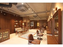 オーガニックトリコ 所沢(organic+tricot)の雰囲気(席のスペースが広く、ゆったりとお過ごしいただけます。【所沢】)