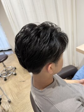 アヴァンス なかもず店(AVANCE.) 横や後ろのシルエットを綺麗に、フェザーパーマ