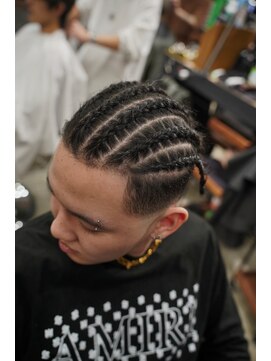 フォーコーナーズカットショップスリーセント 栄(FourCornersCutShop 3/cent) コーンロウ