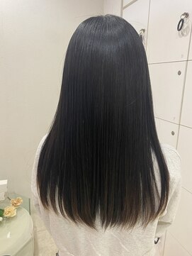 モードケイズ 阪急茨木店(MODE K's) 黒髪サラツヤロング　ナチュラルストレートヘア