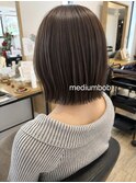 ミディアムボブ