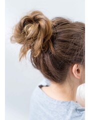 【Ciel】　5分でできるミディアムヘアのお団子アレンジ