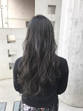 リバレッジ 広尾(Leverage) 春のとろみダークグレージュ