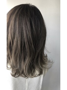 ヴォージュリアン(VOGES LIEN) アッシュ☆グレージュ