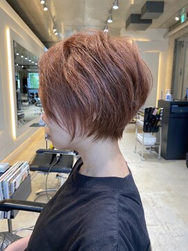 ヘア デザイン リスク(HAIR DESIGN RISK) 【RISK 高橋勇太】シルエットが完璧な大人かわいいショート