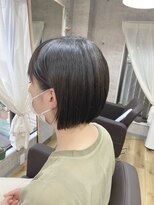 エルド(eld)&nbsp;耳掛け×ぱつっとボブ 40 50代 大人かわいい