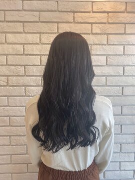 フルミー(fulme.) 透明感のある暗髪！ブルーブラックカラーのスーパーロングヘア♪