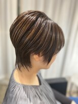 ツムグ 代官山店(TUMUGU)&nbsp;★ショコラアッシュ白髪ぼかしヘルシースタイルハンサムショート